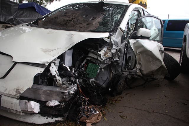 Voiture accidentée a envoyer en centre VHU Agréé